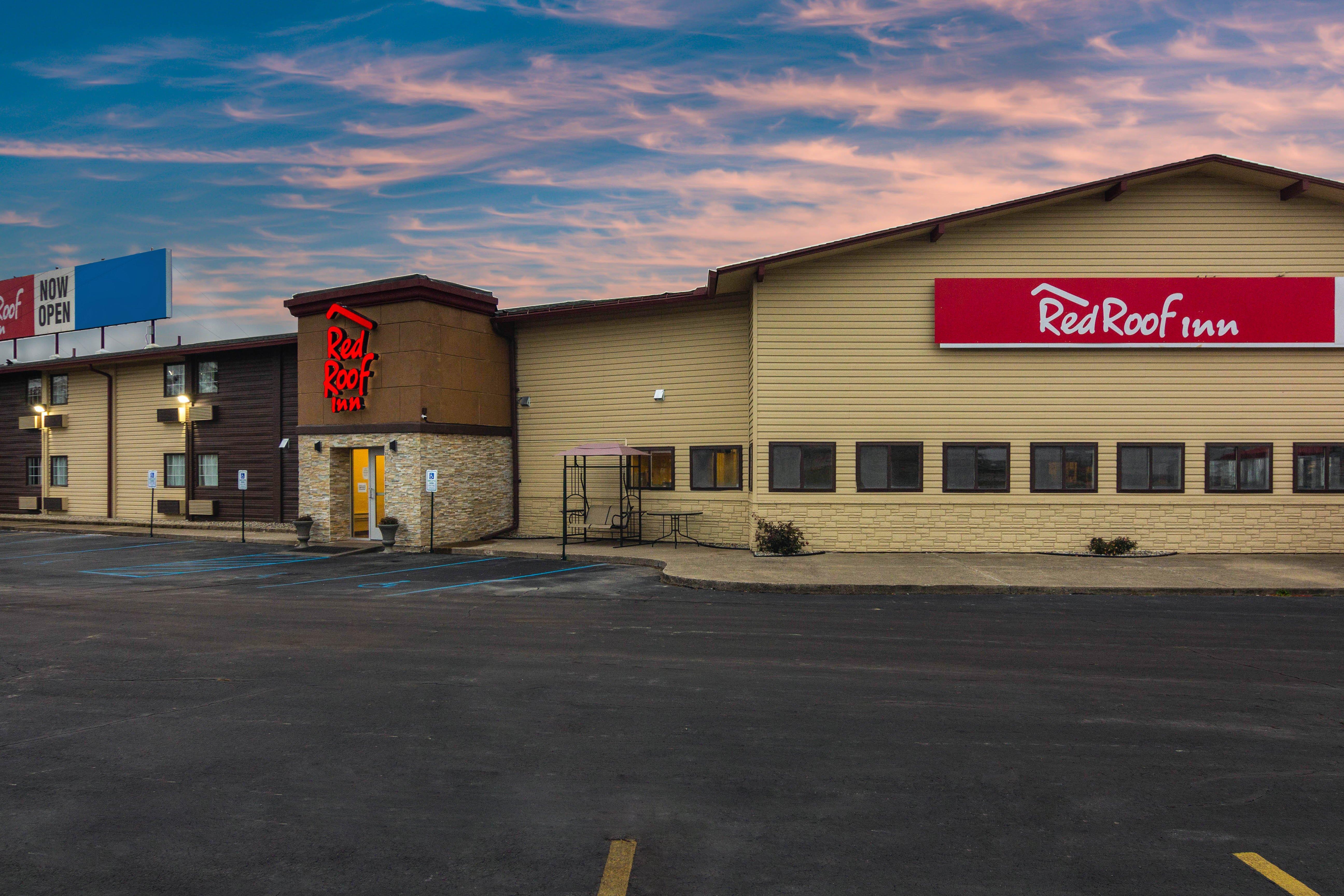 Red Roof Inn Perrysburg Buitenkant foto